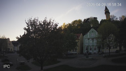 Náměstí, Hrad a Trůba