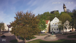 Náměstí, Hrad a Trůba