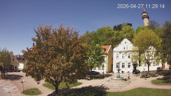 Náměstí, Hrad a Trůba