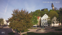 Náměstí, Hrad a Trůba