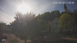 Náměstí, Hrad a Trůba