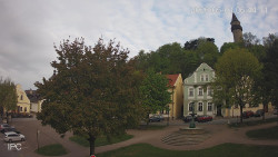 Náměstí, Hrad a Trůba