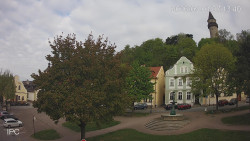 Náměstí, Hrad a Trůba
