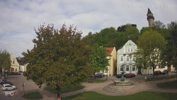 Náměstí, Hrad a Trůba