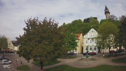 Náměstí, Hrad a Trůba