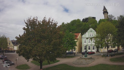 Náměstí, Hrad a Trůba