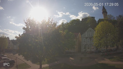 Náměstí, Hrad a Trůba