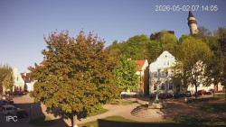 Náměstí, Hrad a Trůba