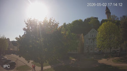 Náměstí, Hrad a Trůba