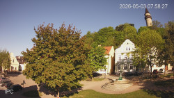 Náměstí, Hrad a Trůba