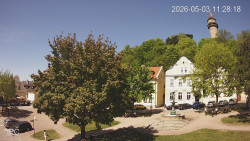 Náměstí, Hrad a Trůba