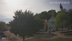 Náměstí, Hrad a Trůba