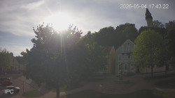 Náměstí, Hrad a Trůba