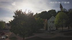 Náměstí, Hrad a Trůba