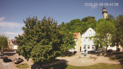 Náměstí, Hrad a Trůba