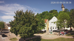 Náměstí, Hrad a Trůba