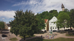 Náměstí, Hrad a Trůba
