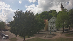 Náměstí, Hrad a Trůba