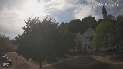 Náměstí, Hrad a Trůba