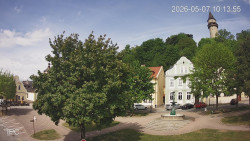Náměstí, Hrad a Trůba
