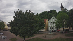 Náměstí, Hrad a Trůba