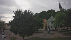 Náměstí, Hrad a Trůba