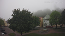 Náměstí, Hrad a Trůba