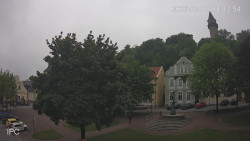 Náměstí, Hrad a Trůba