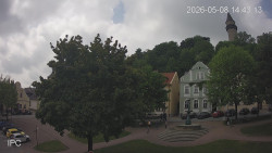 Náměstí, Hrad a Trůba