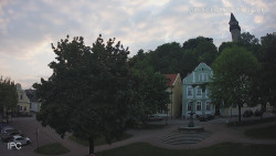 Náměstí, Hrad a Trůba