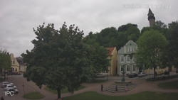Náměstí, Hrad a Trůba