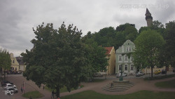 Náměstí, Hrad a Trůba