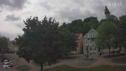 Náměstí, Hrad a Trůba
