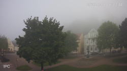 Náměstí, Hrad a Trůba