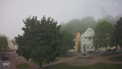 Náměstí, Hrad a Trůba