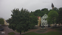 Náměstí, Hrad a Trůba