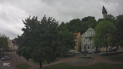 Náměstí, Hrad a Trůba