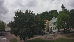 Náměstí, Hrad a Trůba