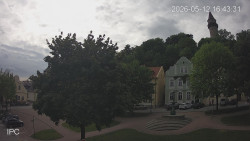 Náměstí, Hrad a Trůba