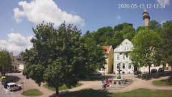 Náměstí, Hrad a Trůba