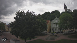 Náměstí, Hrad a Trůba