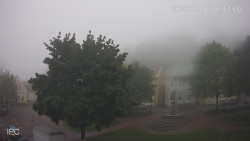 Náměstí, Hrad a Trůba