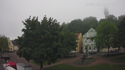 Náměstí, Hrad a Trůba