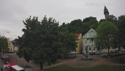 Náměstí, Hrad a Trůba
