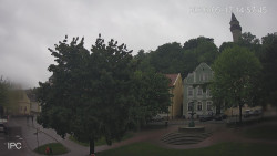 Náměstí, Hrad a Trůba