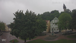 Náměstí, Hrad a Trůba