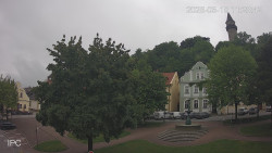 Náměstí, Hrad a Trůba