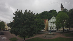 Náměstí, Hrad a Trůba