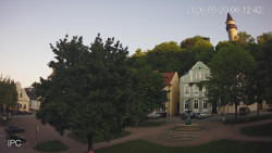 Náměstí, Hrad a Trůba