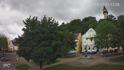 Náměstí, Hrad a Trůba